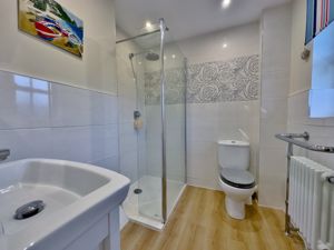 Photo 13- click for photo gallery